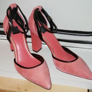 Flamingo pink White House Black Market Shoes